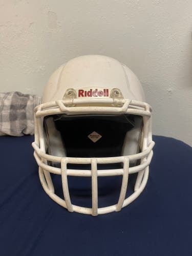 Youth Small Riddell Victor Helmet