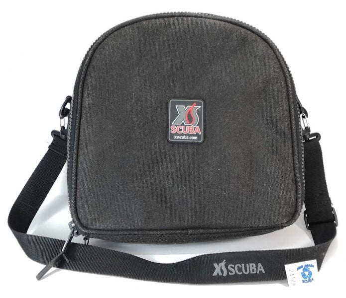 XS black padded nylon crossbody bag