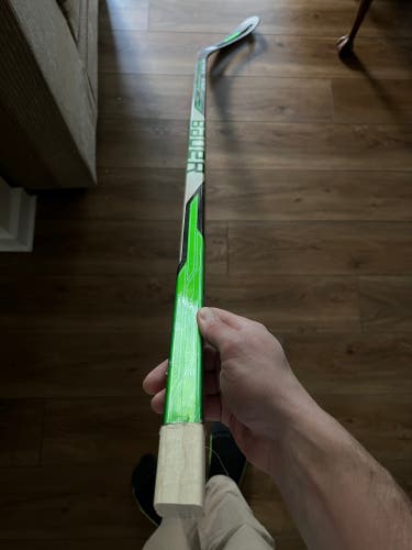 Bauer Sling Hockey Stick SR RH P28 70 Flex WOW MINT Condition