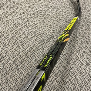 2-Pack CCM AS4 Pro 50 flex P28 curve right hand sticks