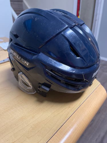 Used Large Bauer Re-Akt 95 Helmet
