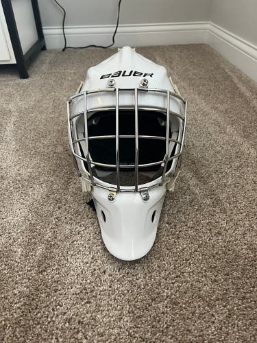 New Bauer  940 Goalie Mask