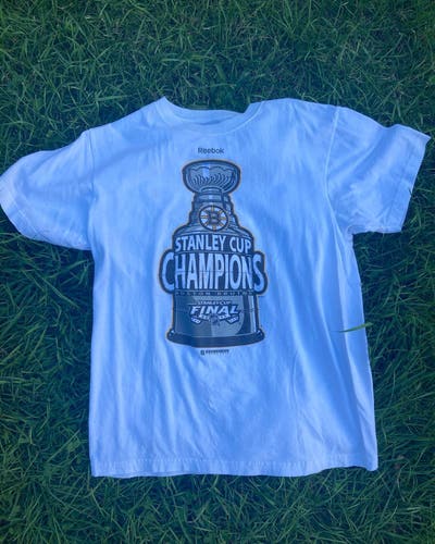 Boston Bruins 2011 Stanley Cup Champions T shirt