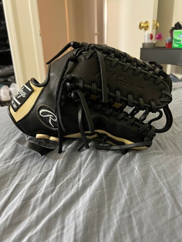 *On Hold for TyroneEvans2* Rawlings Heart of the Hide 12.75" R2G