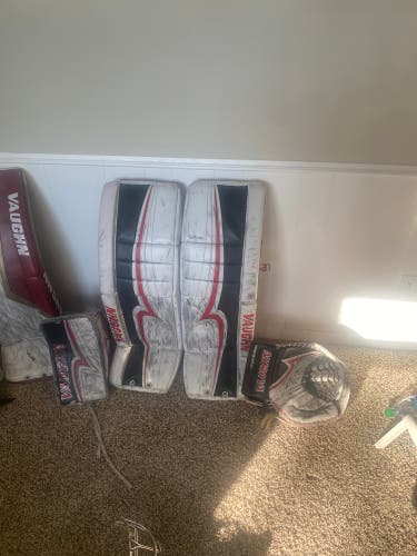 Vaughn Pro Stock Pro V Elite Goalie Full Set