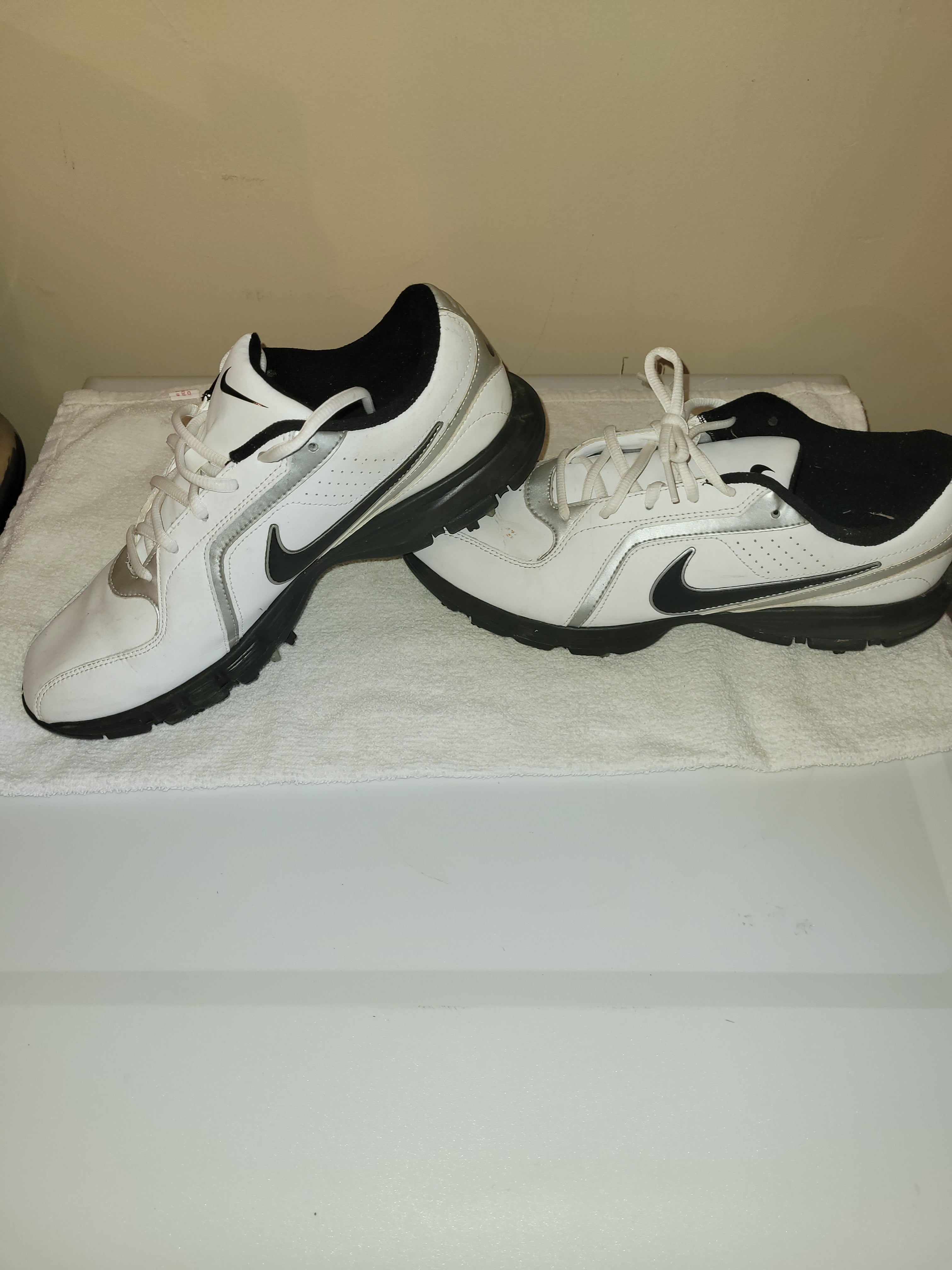 Nike Golf Shoes for sale | New and Used on SidelineSwap