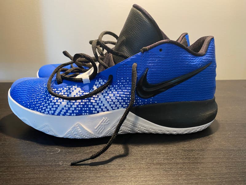 Nike Kyrie Flytrap - Duke - AJ1935 - Size 9.5 | SidelineSwap | Buy