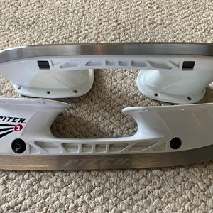 New Mission 240mm Pitch 2 Holders and Blades