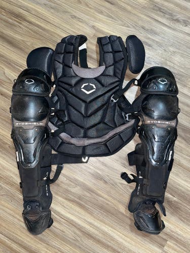 EvoShield Catcher's Set