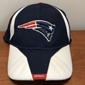New England Patriots Hat Cap Fitted M L Men Adult NFL Football Reebok Vintage