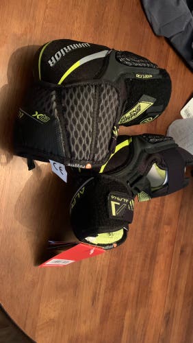 New Small Warrior  Alpha QX Pro Elbow Pads