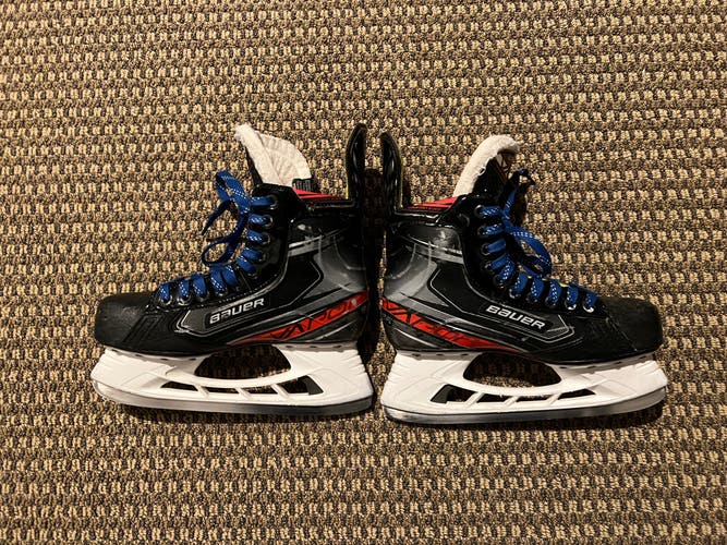 Used Bauer Regular Width Size 7 Vapor 2.9 Hockey Skates