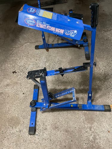 Louisville slugger blue flame pitching machine