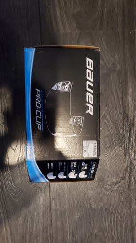 New Bauer Pro clip clear Visor