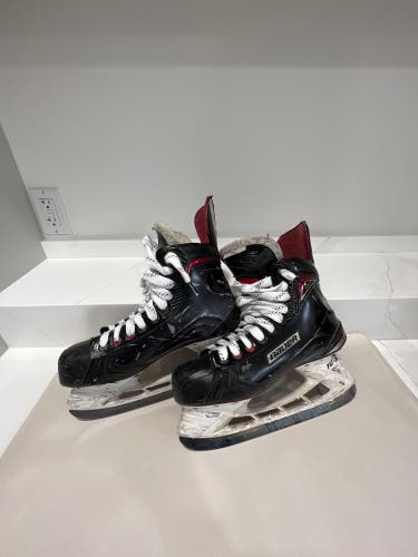 Used Bauer Size 8.5 Vapor X800 Hockey Skates
