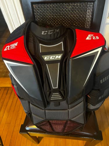Used Large CCM  Extreme Flex Shield E2.9 Goalie Chest Protector