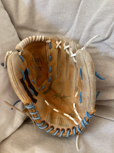 Re-laced/reconditioned Franklin “Bo Jackson” Youth Infield glove-11.5’ RHT