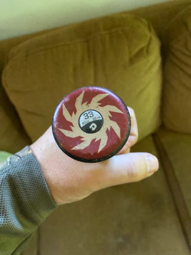 Used DeMarini (-3) 30 oz 33" Voodoo Raw Bat