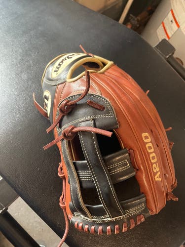 Outfield 12.75" A2000 Baseball Glove