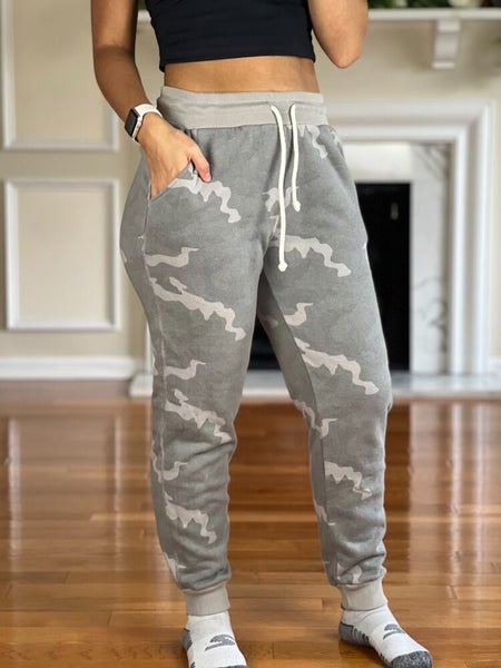 American Eagle Brand Women's Gray Sweatpants - Size Small