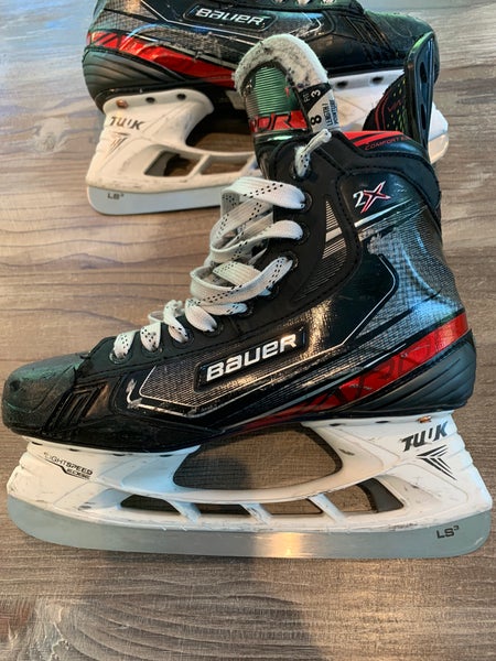 Used Bauer Size 8 Vapor 2X Hockey Skates