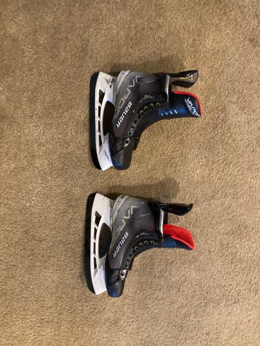 Used Bauer Regular Width  Size 8 Vapor Hyperlite Hockey Skates