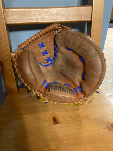 Re-laced/reconditioned vintage Franklin Catchers mitt-32’ RHT