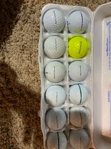 Used Titleist 12 Pack (1 Dozen) Pro V1x Balls
