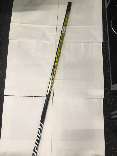 Intermediate Right Handed P92 Supreme 3s Hockey Stick