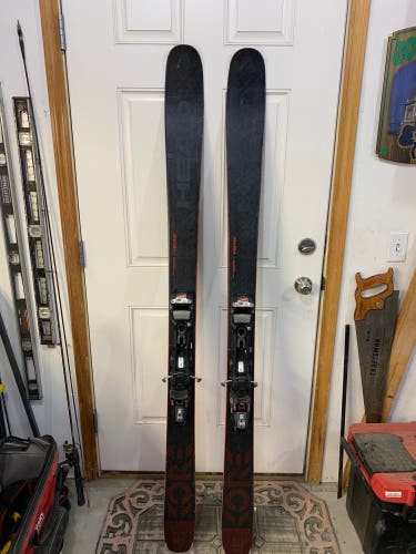 Used 2020 All Mountain With Bindings KORE 99 Skis