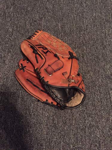 Louisville Slugger TPS Glove (12.75 LHT)