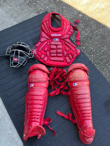 Wilson Catcher's Set