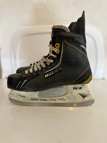 Used Bauer Regular Width Size 11 Supreme One.8 Hockey Skates