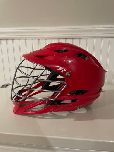 Player's Cascade R Helmet