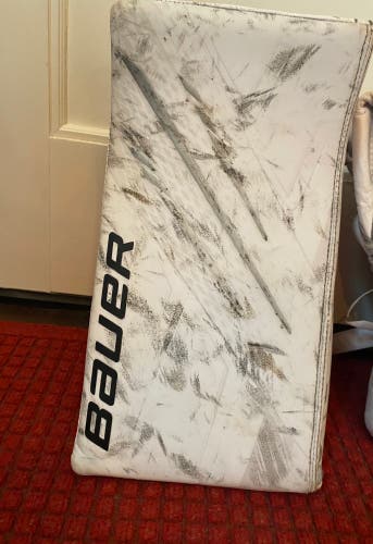 Bauer vapor hyperlite blocker