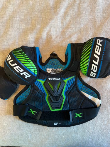 Bauer S21 X Shoulder Pads