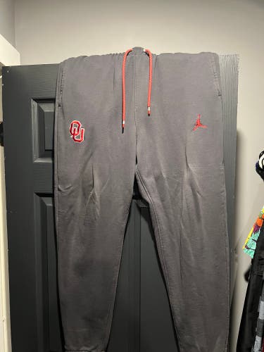 Oklahoma Sooners Jordan sweat pants