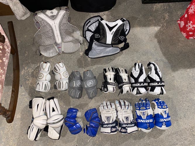 Used Warrior 12" Lacrosse Gloves