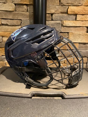 Used Medium Bauer  Re-Akt 150 Helmet