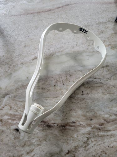 Used Attack & Midfield STX Unstrung AV8 Head