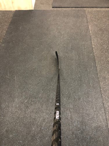 “Barkov” RH 70 Flex Pro Stock Stick, Like New