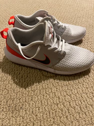 Used Size 9.5 (Women's 10.5) Nike Roshe G Golf Shoes