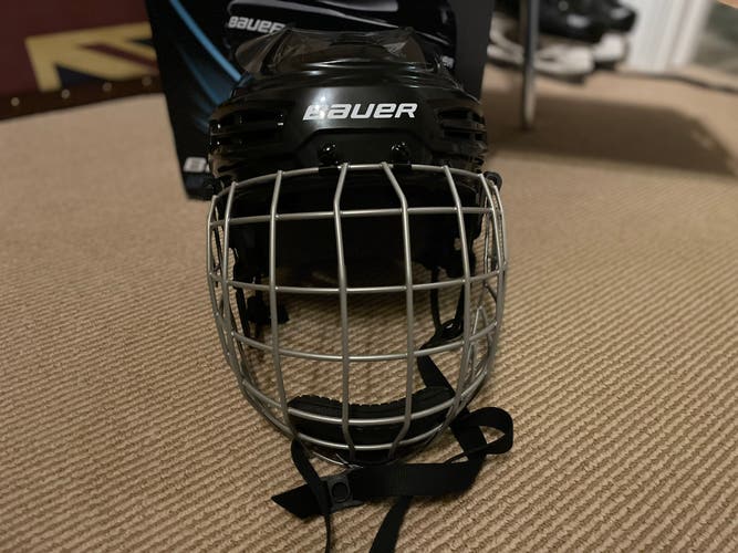 Bauer ms5 5.0 helmet