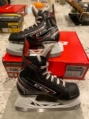 Used CCM Regular Width Size 12 JetSpeed FT480 Hockey Skates