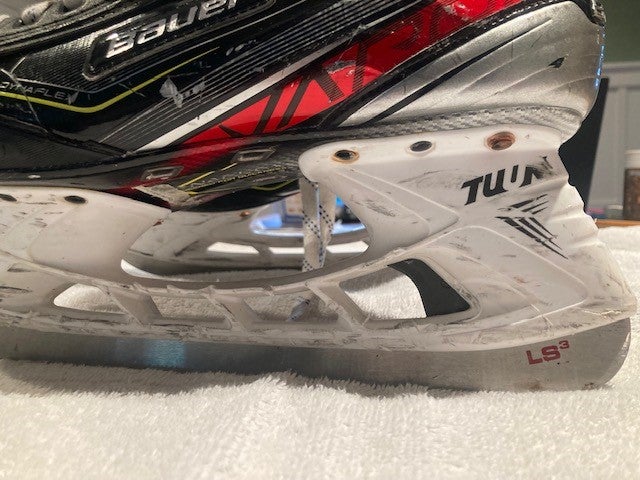 Senior Used Bauer Vapor 2X Pro Hockey Skates Regular Width Pro Stock Size 8.5
