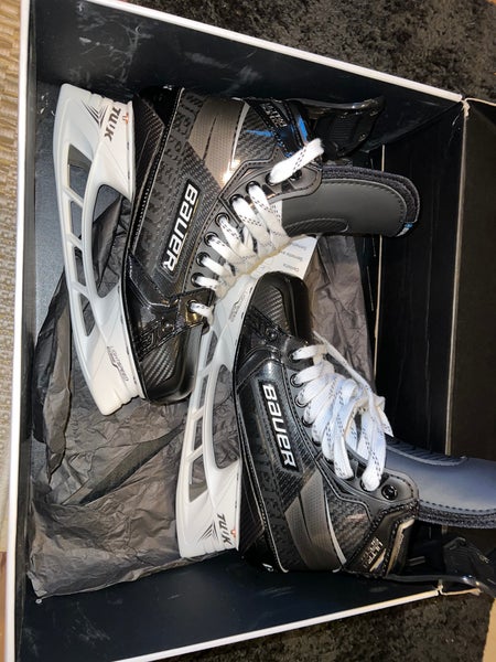 New Bauer Supreme UltraSonic Size 7 Fit 2 Grey Colorway