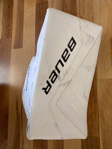 Used Regular Supreme One.9 Goalie Blocker Intermediate