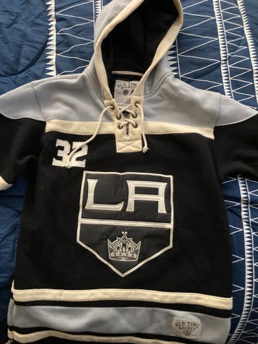 Black Used Old Time HockeyMedium HoodedSweatshirt
