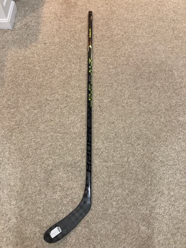 Bauer Ag5nt hockey stick p28 87 flex new never used
