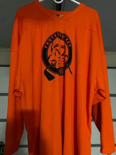 Hockey jersey- Orange Used XL